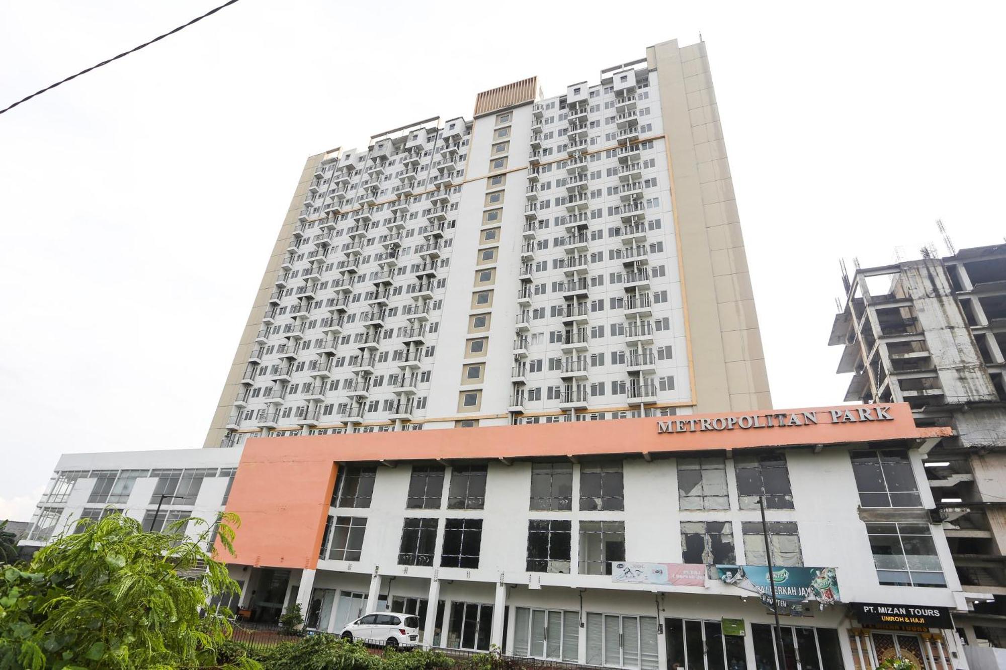 Collection O Bekasi Near Golden City Bekasi Formerly Metropolitan Park Екстериор снимка